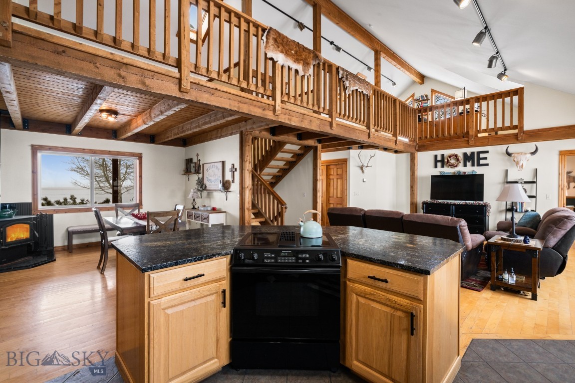 38 Hollowtop Vista Drive
