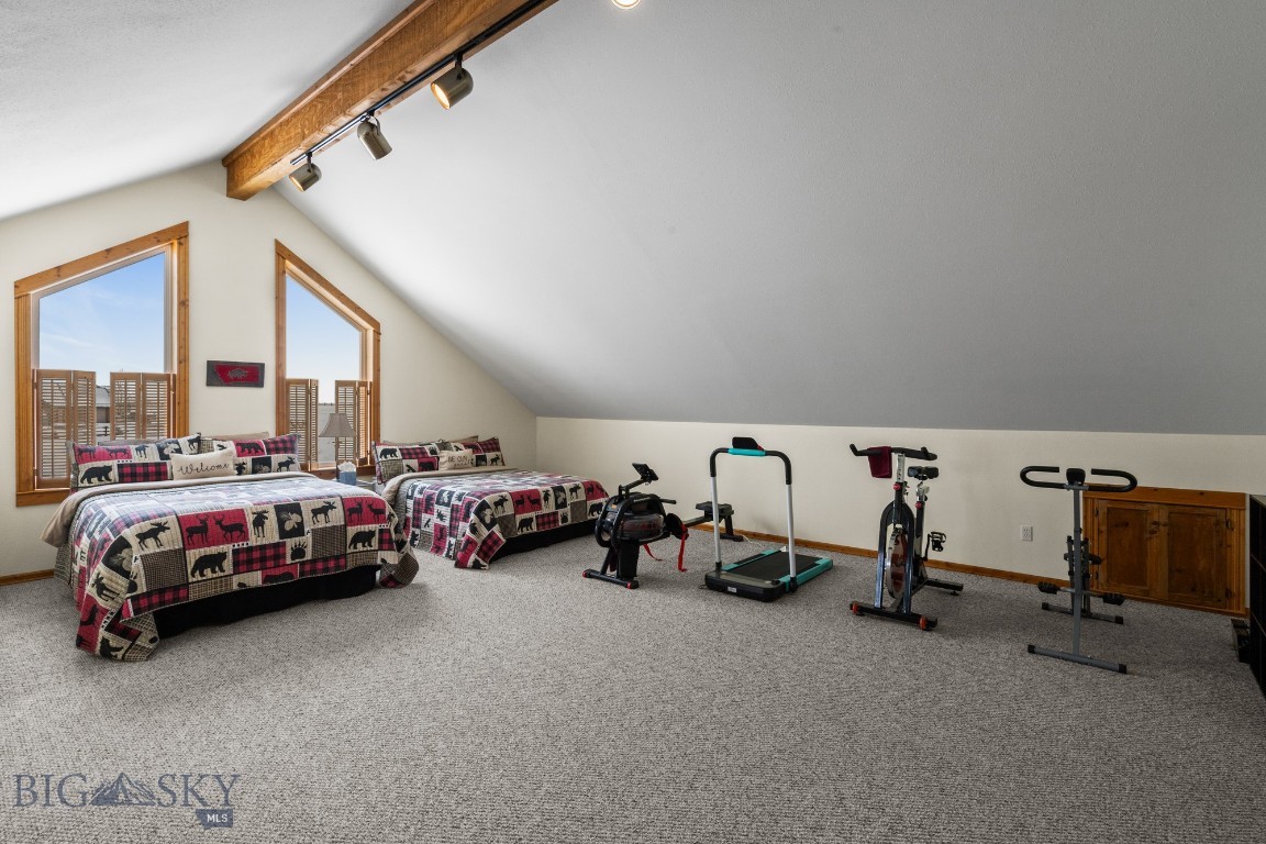 38 Hollowtop Vista Drive