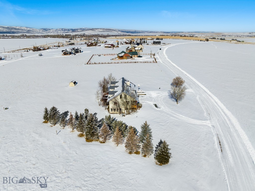 38 Hollowtop Vista Drive