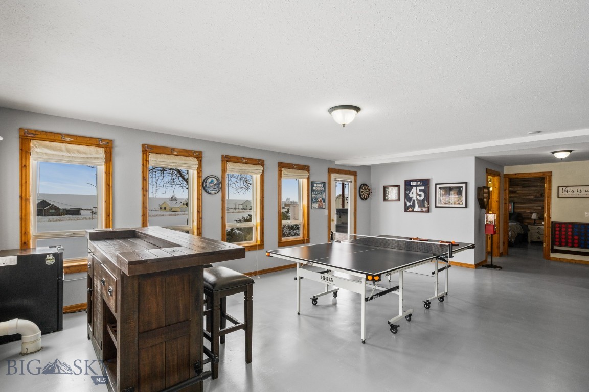 38 Hollowtop Vista Drive