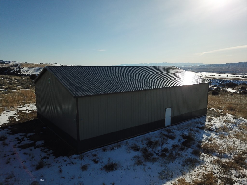 1085 Round Pole Drive