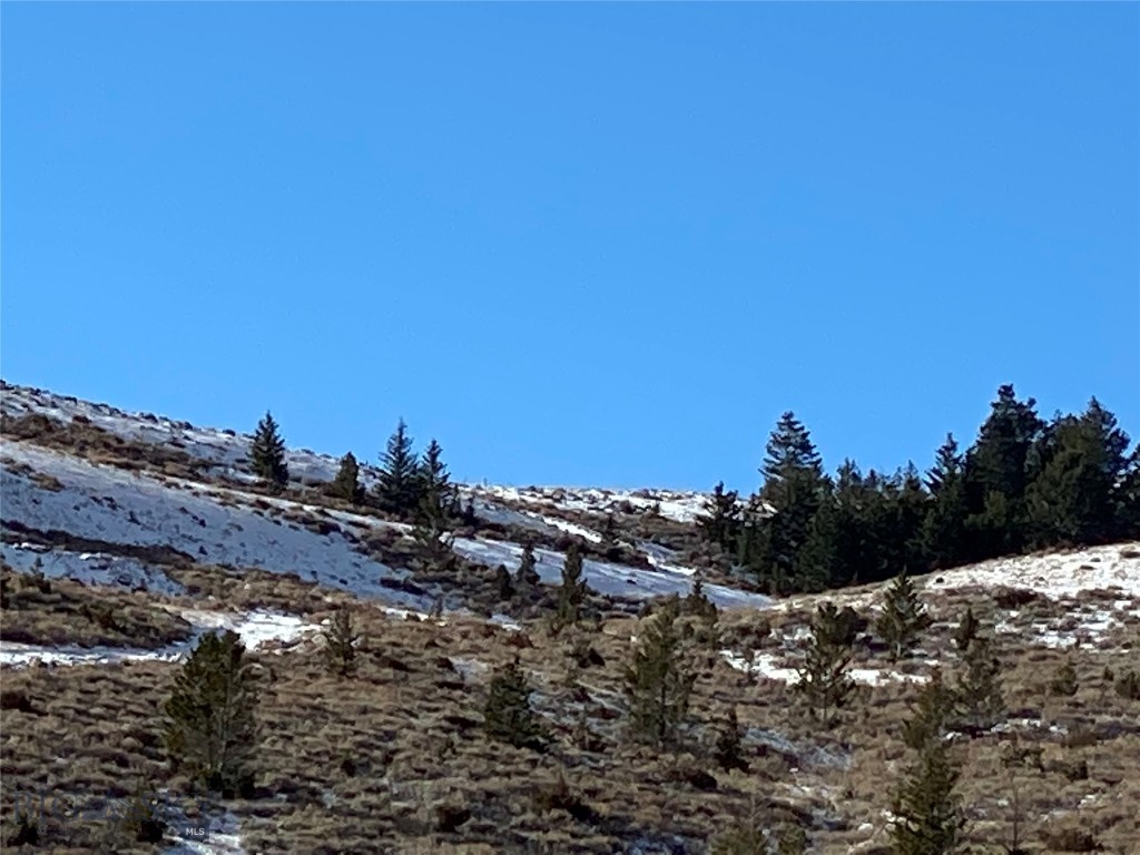 320 Acres Cold Creek Retreat