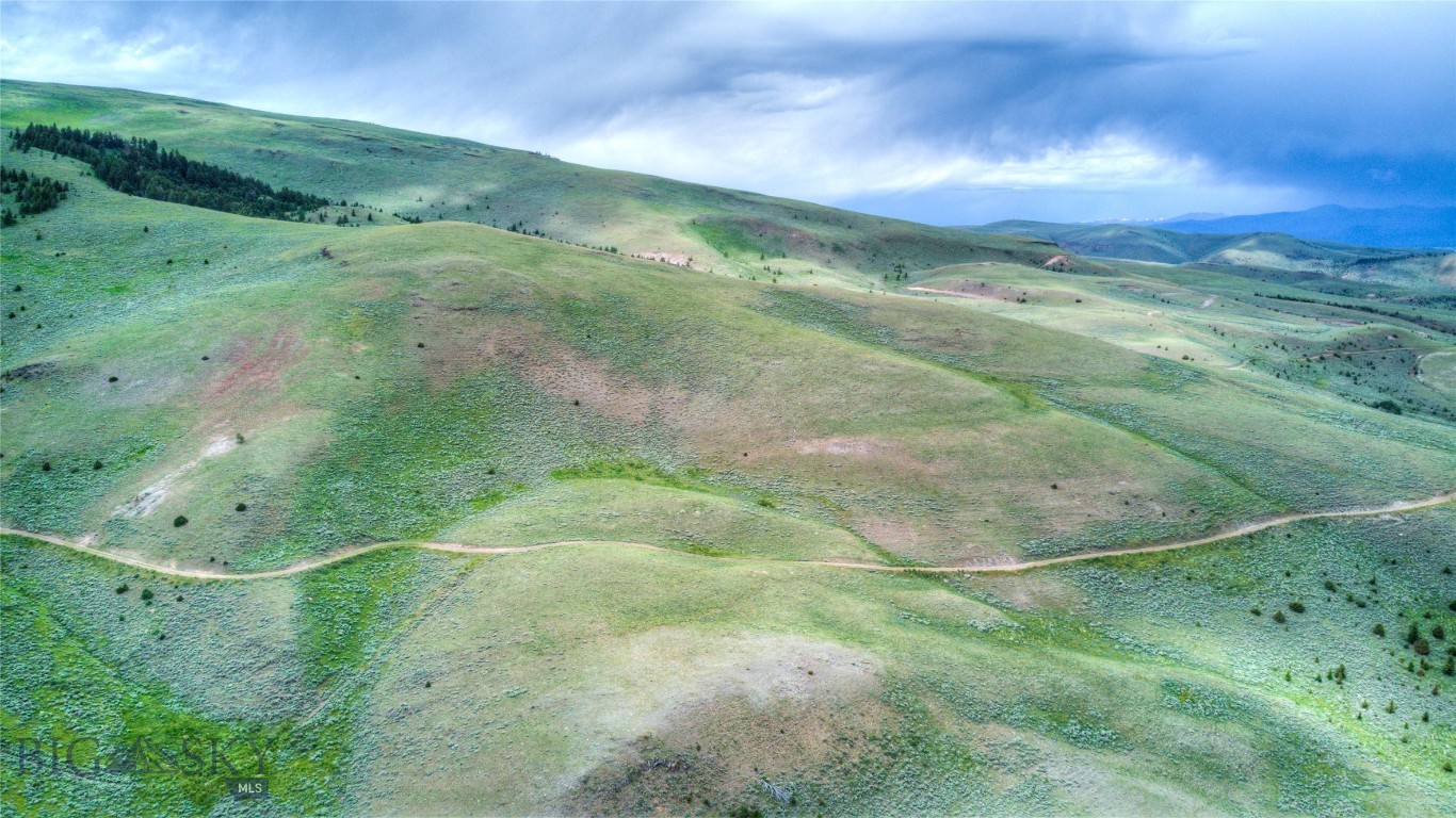 320 Acres Cold Creek Retreat