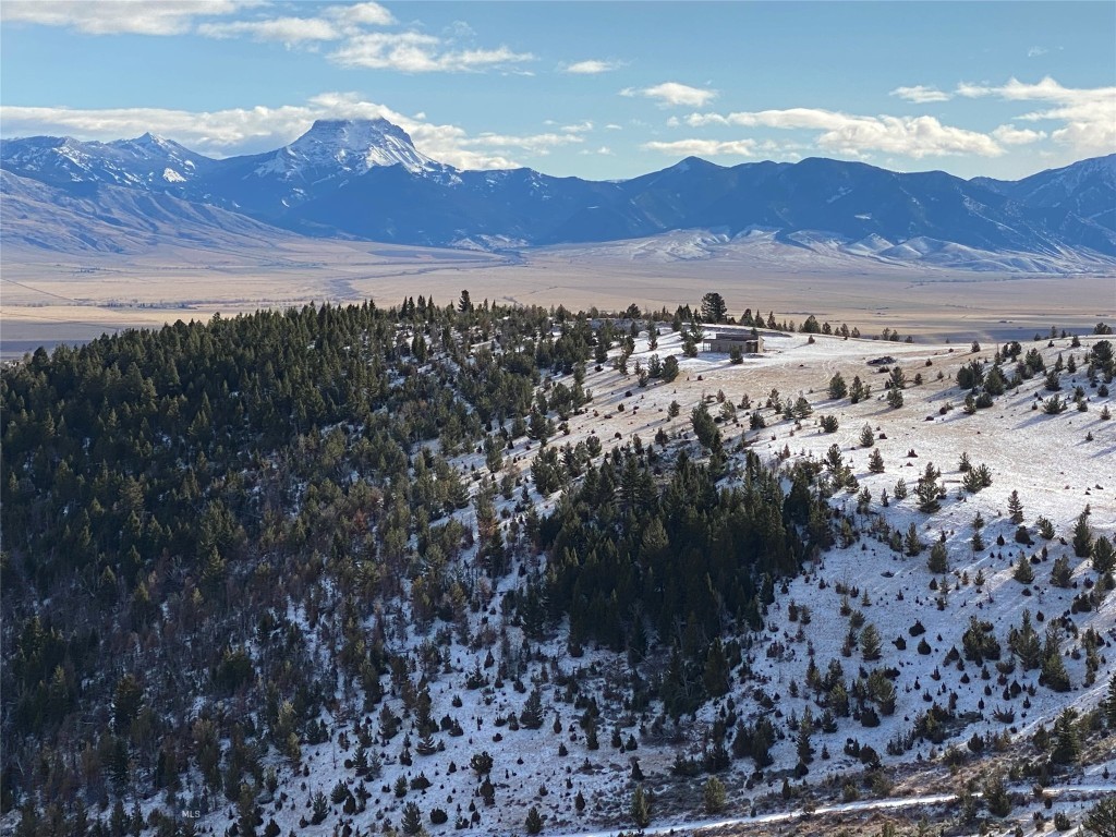 320 Acres Cold Creek Retreat