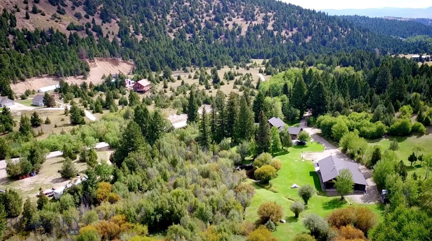 4359 Lost Creek