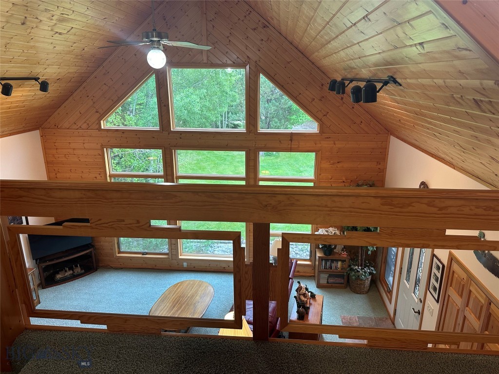 4359 Lost Creek