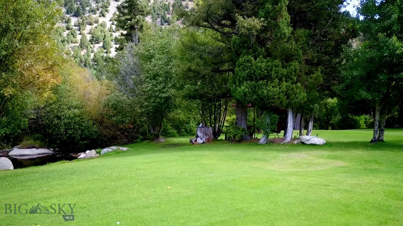 4359 Lost Creek