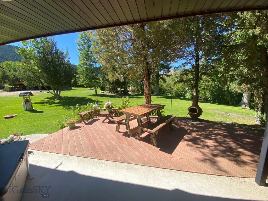 4359 Lost Creek