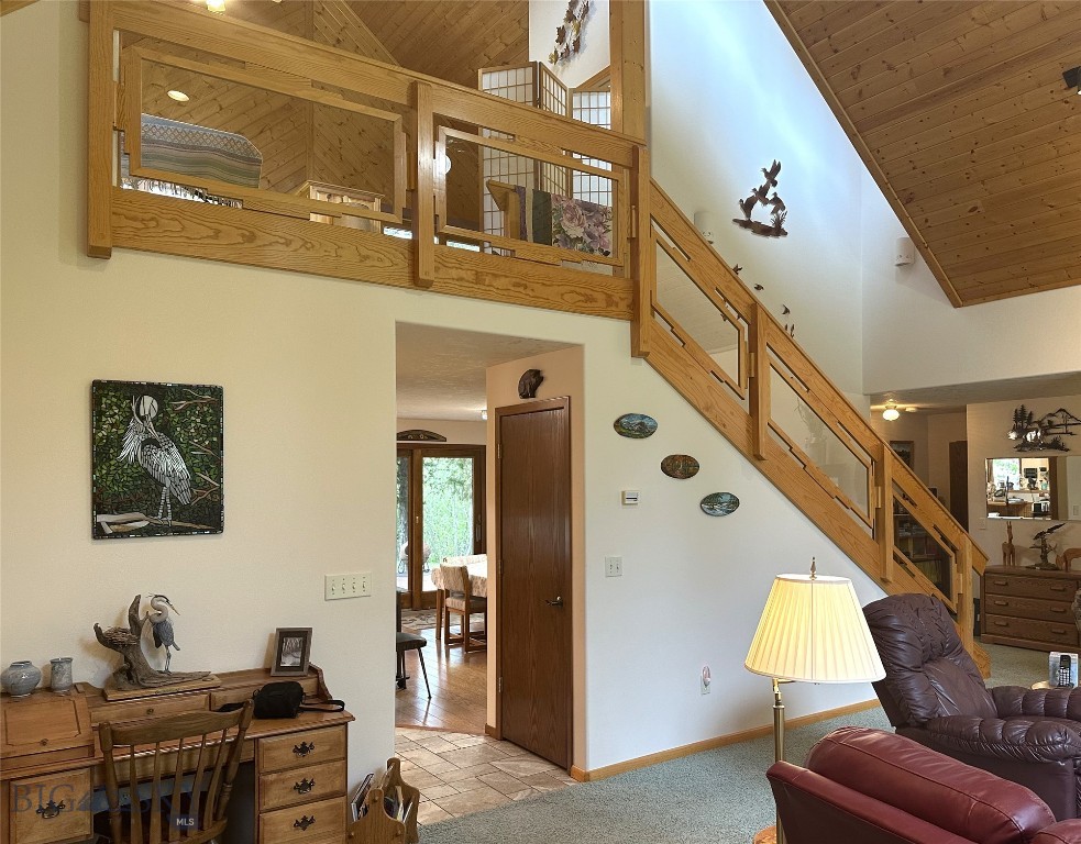 4359 Lost Creek