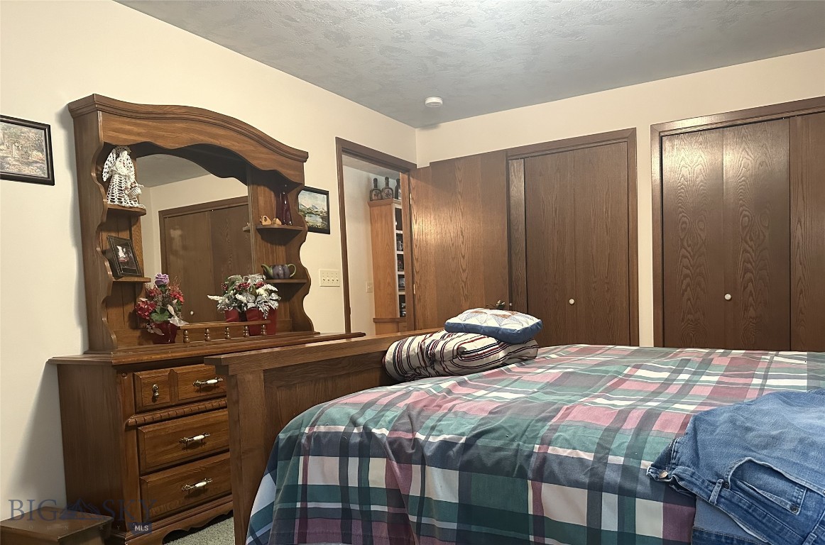 4359 Lost Creek