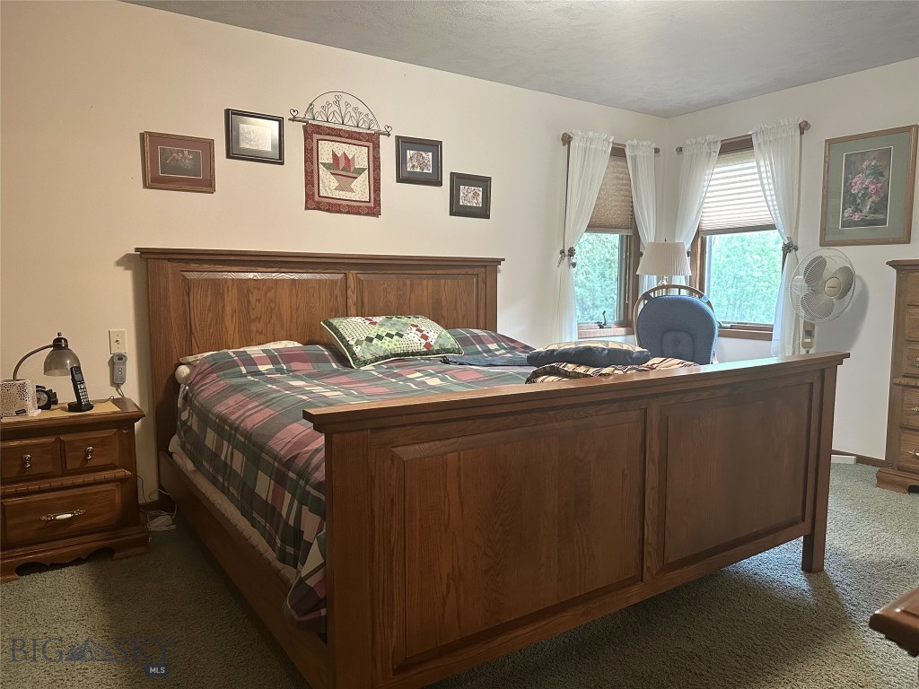 4359 Lost Creek