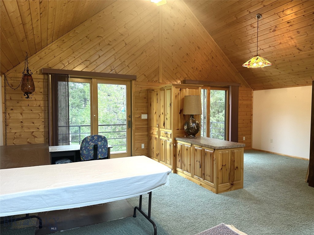 4359 Lost Creek