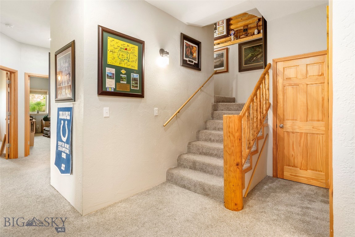 455 Haggin View Road