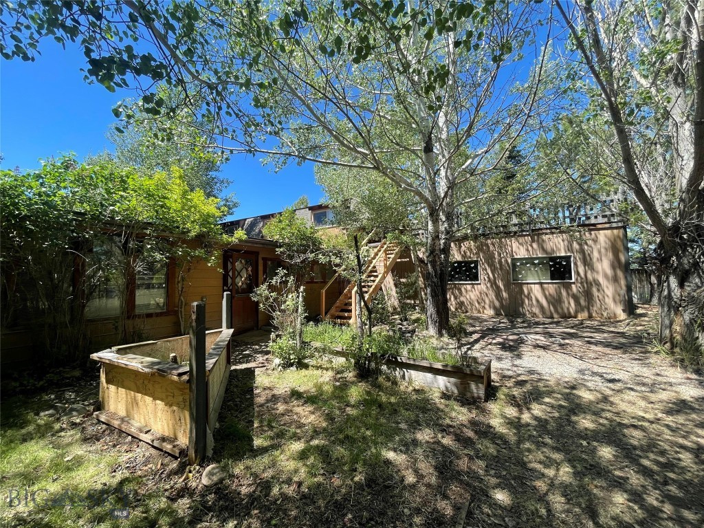 640 Nicole Way