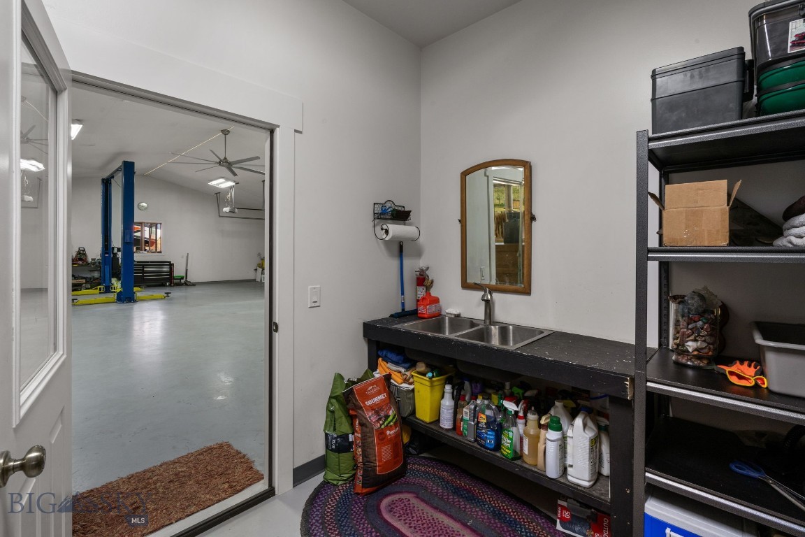 11 Quartz Street