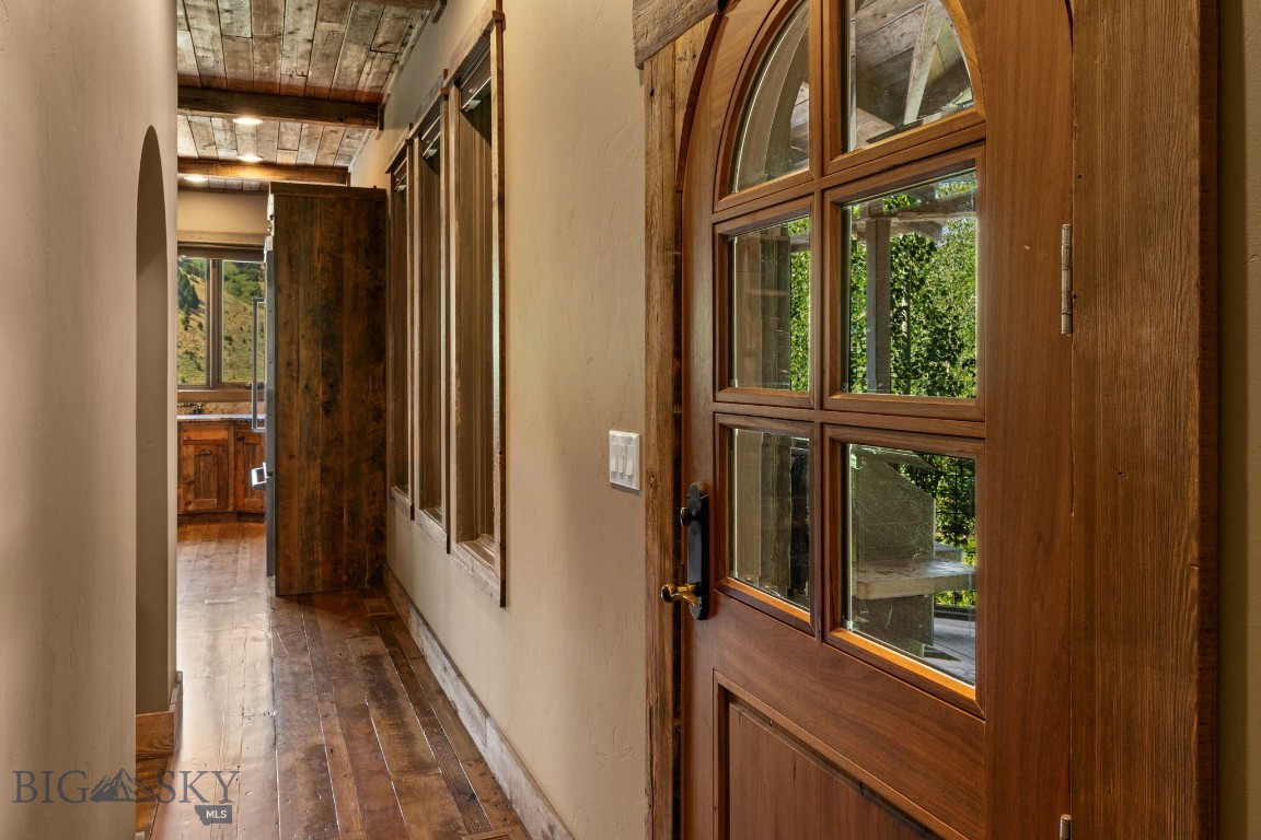 11 Quartz Street