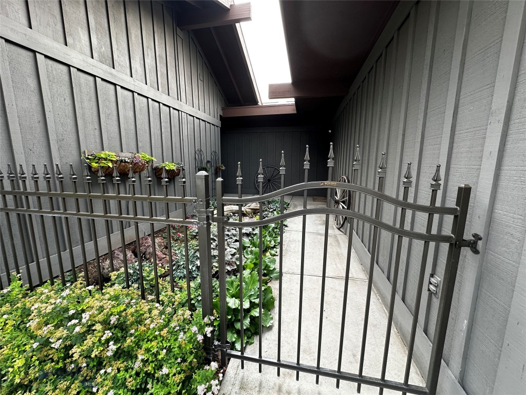 4A Snowcrest Court A
