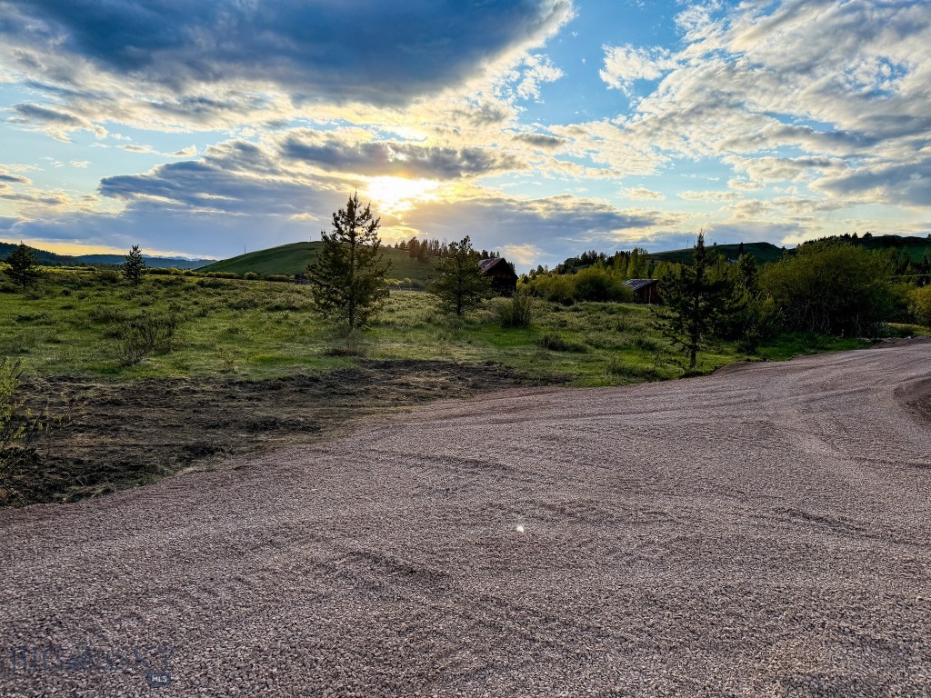 NHN (2.70+/- acres) Highway 1