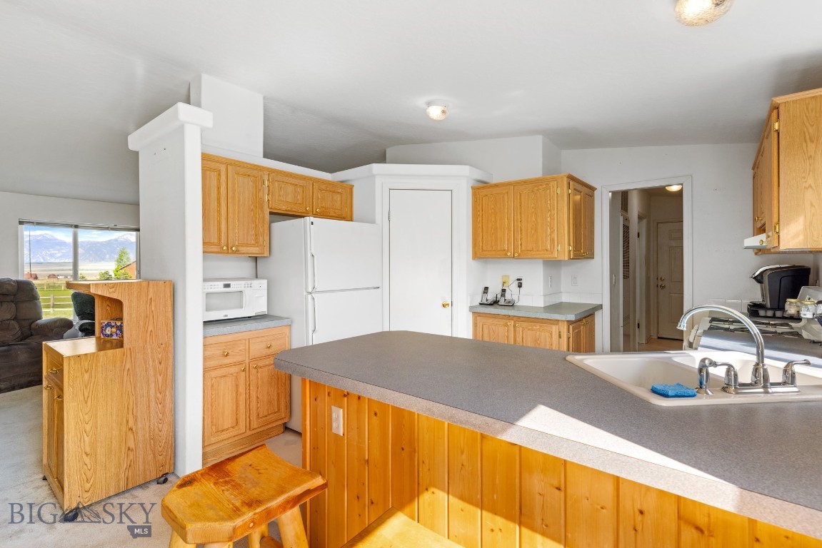 16 Hayfield Loop Trail