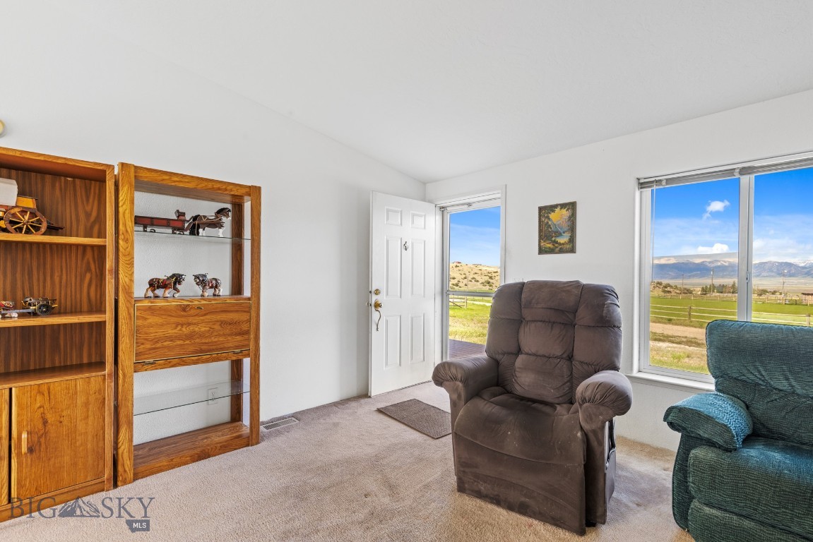 16 Hayfield Loop Trail