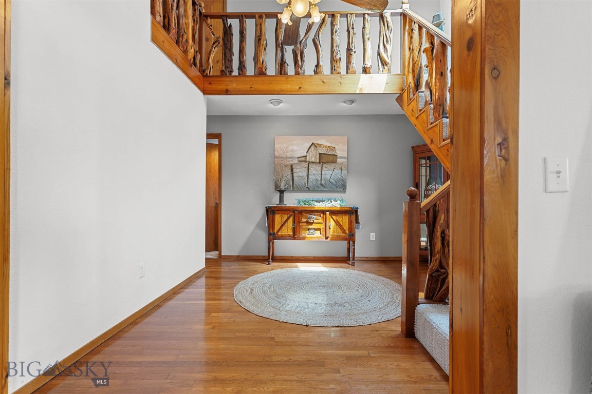 183 N Meadow Creek