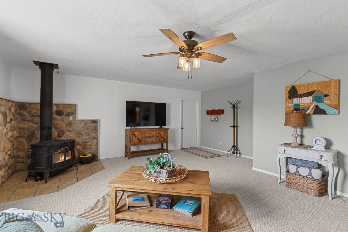 183 N Meadow Creek
