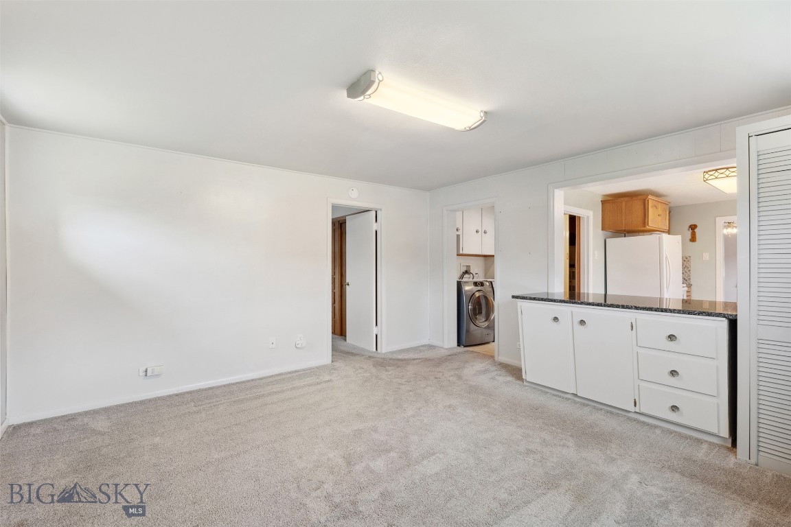 225 Mountain View Drive S
