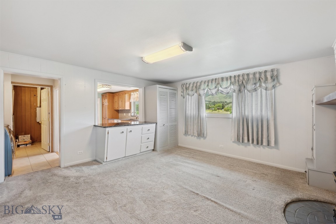 225 Mountain View Drive S