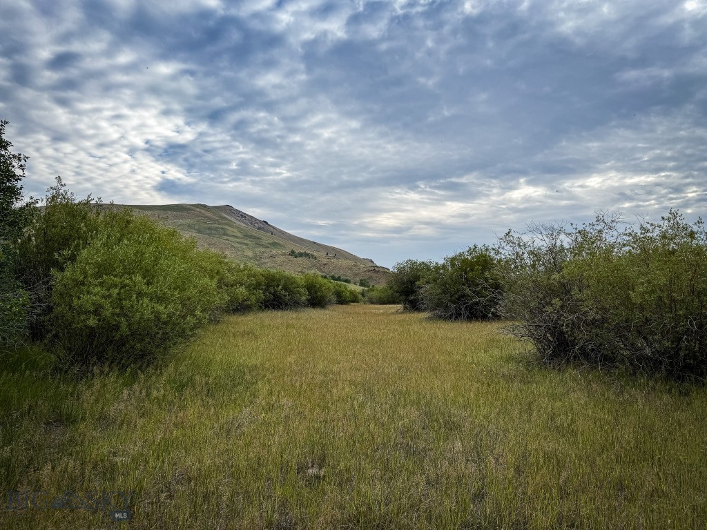 NHN Lot 44 Mill Creek Highway