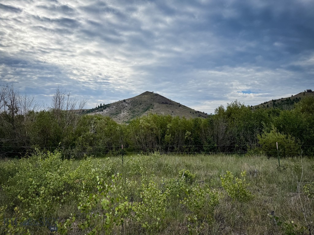 NHN Lot 44 Mill Creek Highway