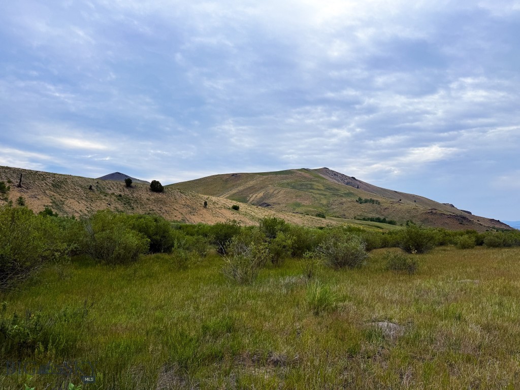 NHN Lot 44 Mill Creek Highway