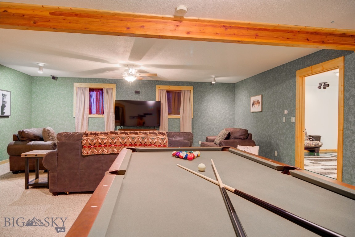 13 Coachman Lane