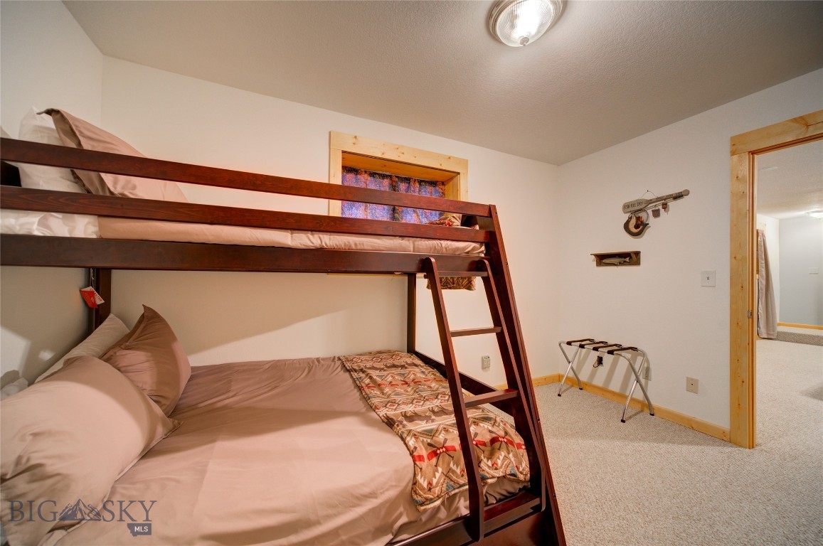13 Coachman Lane