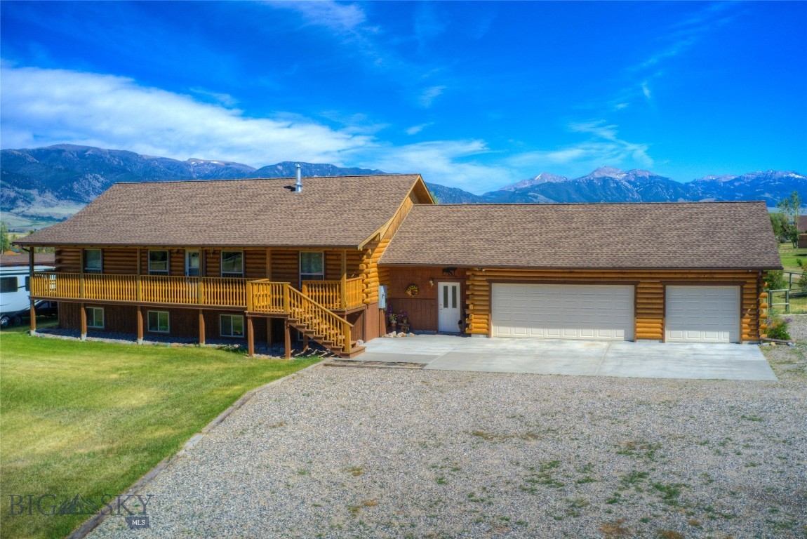 13 Coachman Lane