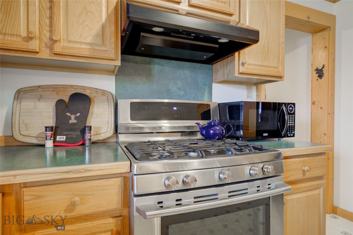 13 Coachman Lane