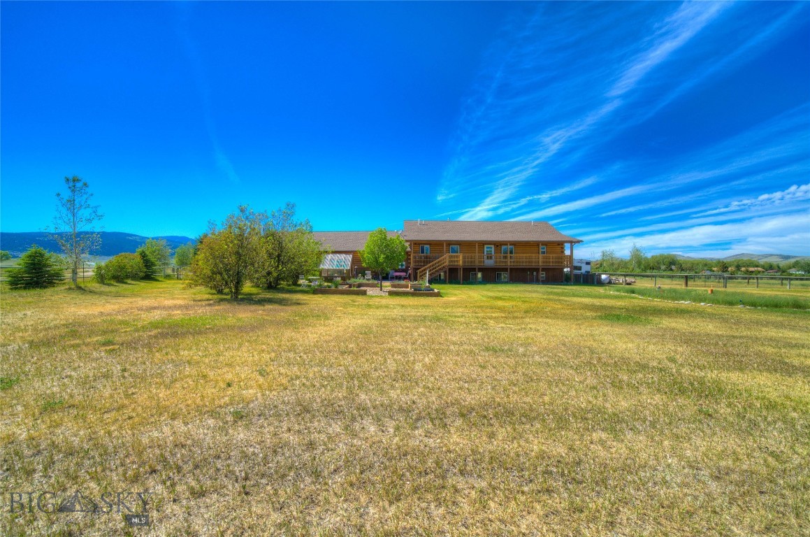 13 Coachman Lane