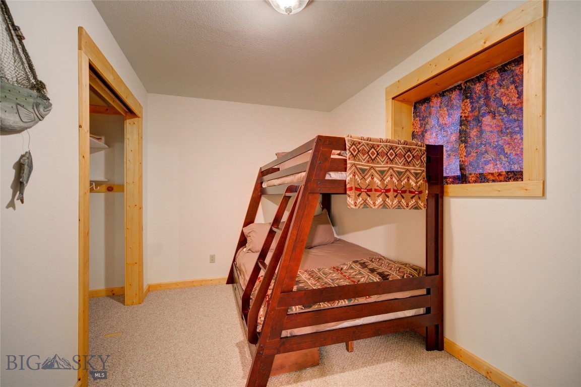 13 Coachman Lane