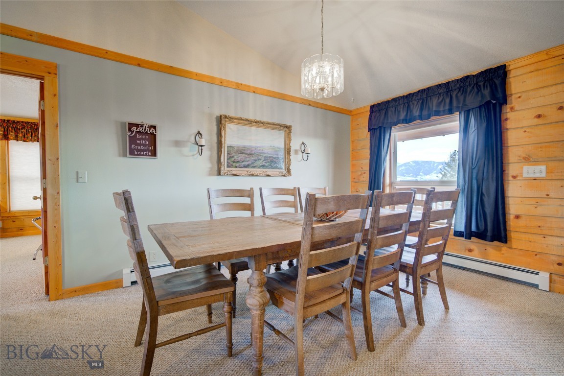 13 Coachman Lane