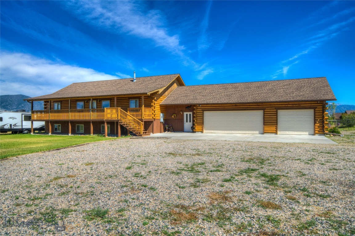 13 Coachman Lane
