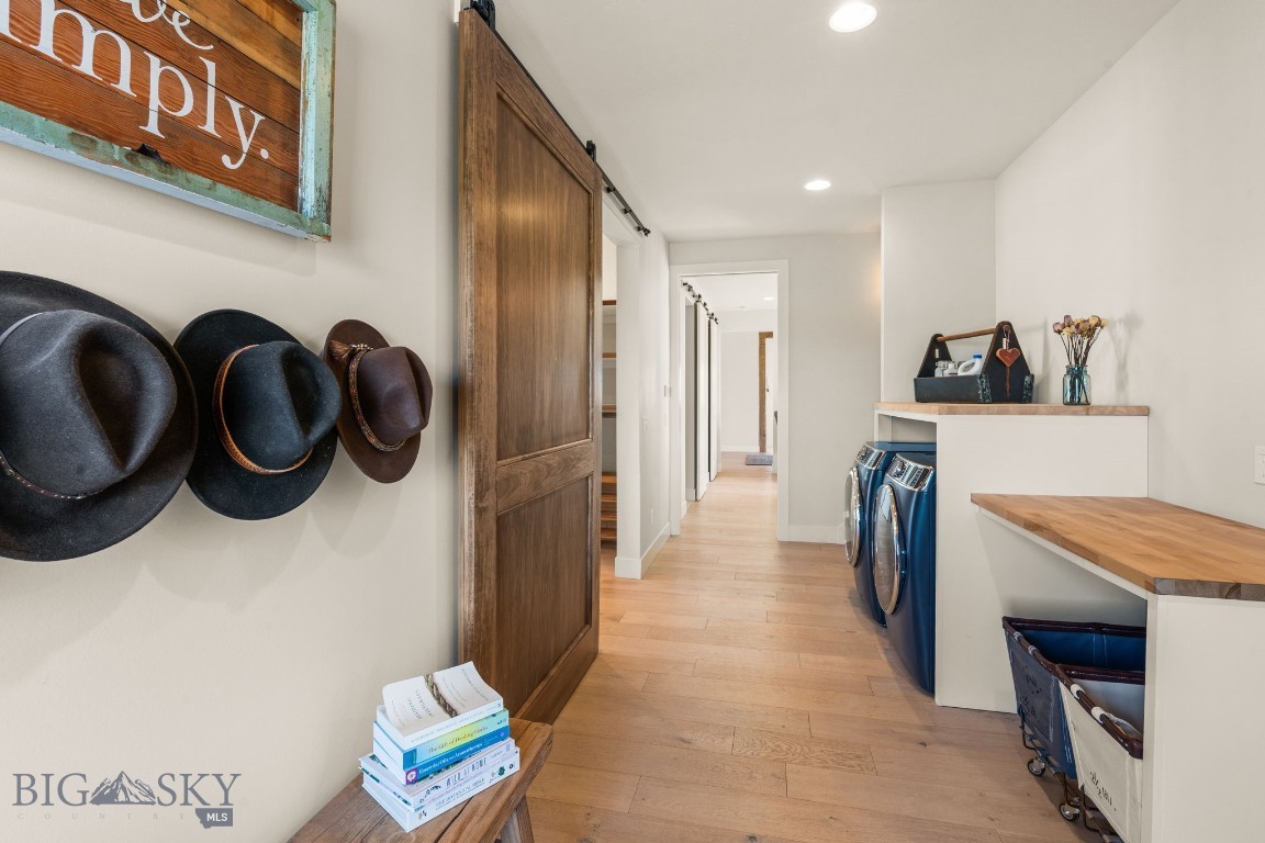 120 Horseshoe Loop