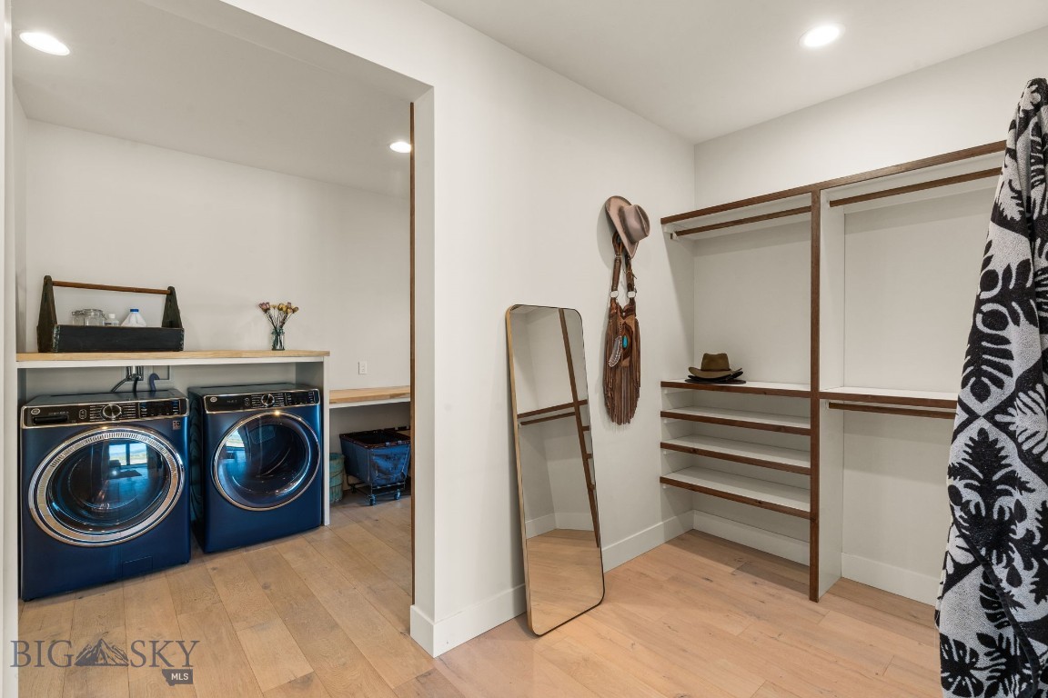 120 Horseshoe Loop