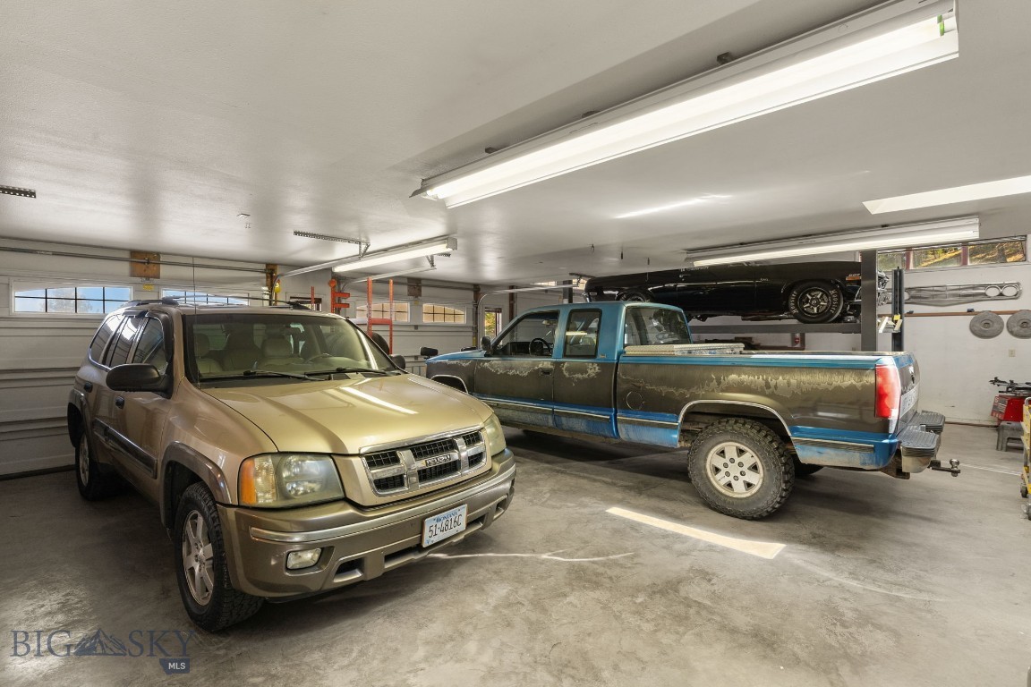 1059 State Highway 282