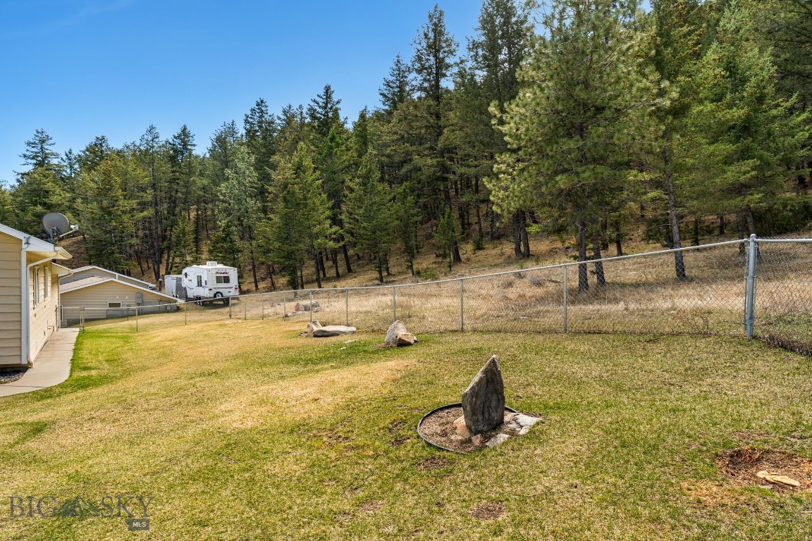 1059 State Highway 282