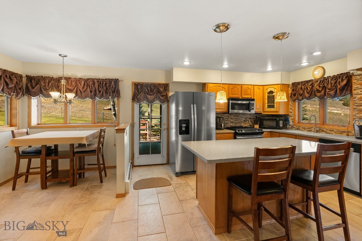 1059 State Highway 282