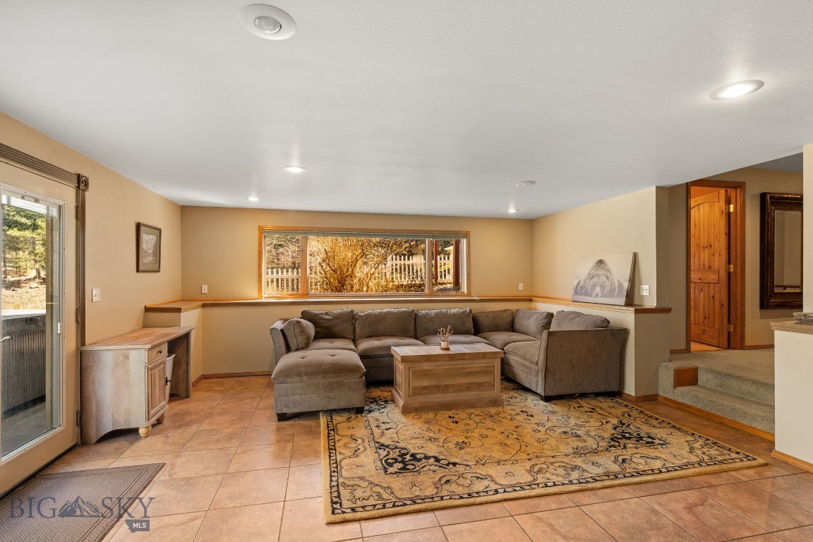 1059 State Highway 282