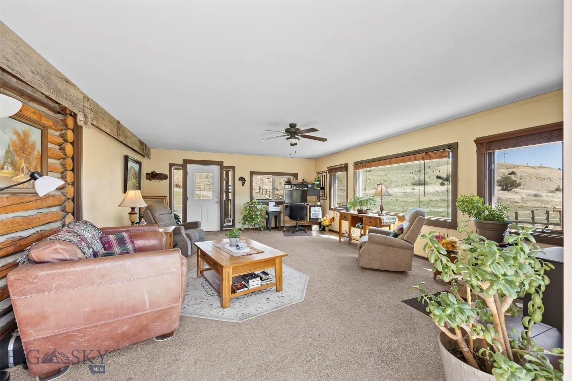 967 Highway 2 W