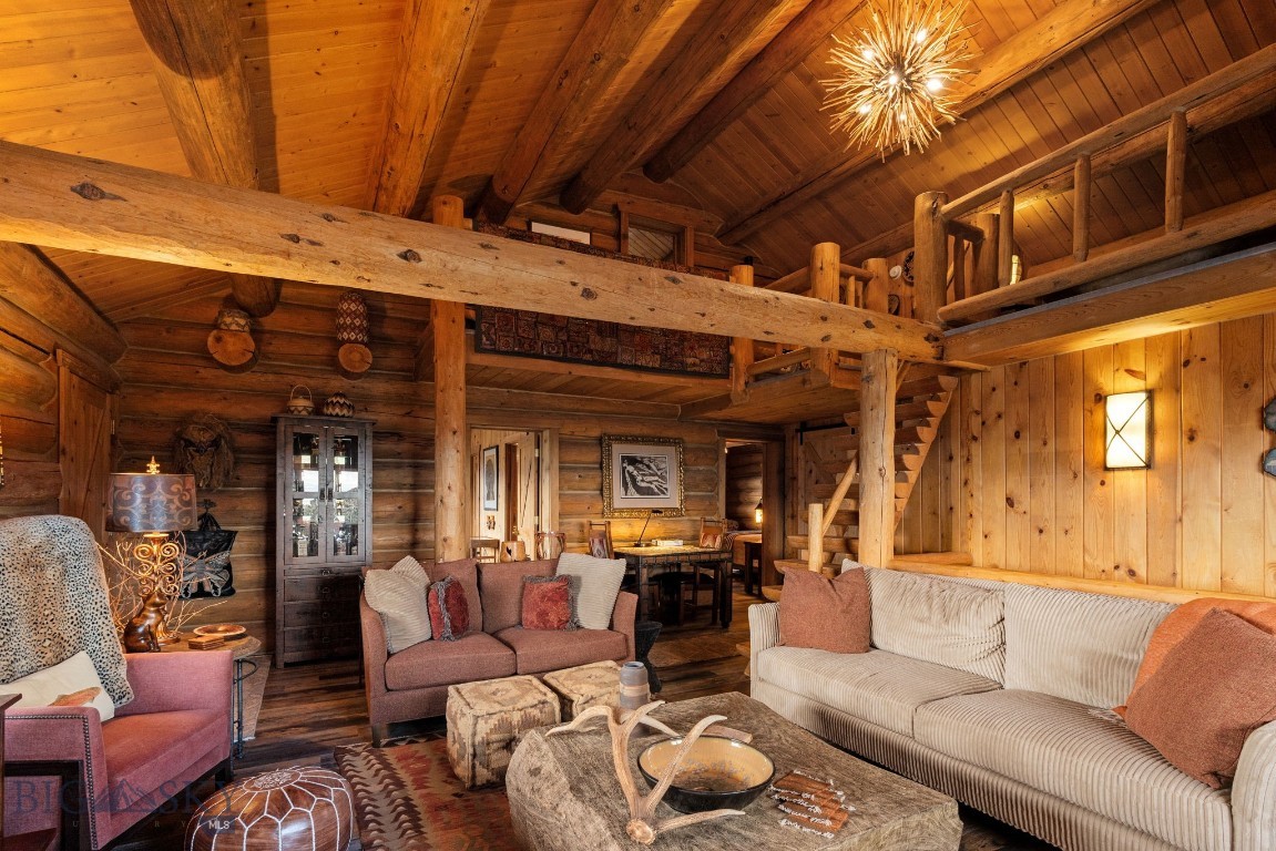 42 E L & M Ranch