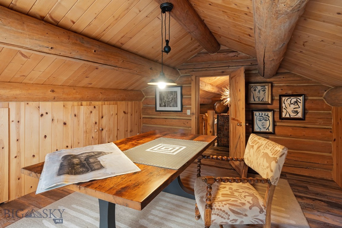 42 E L & M Ranch