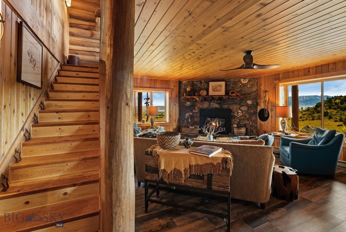 42 E L & M Ranch