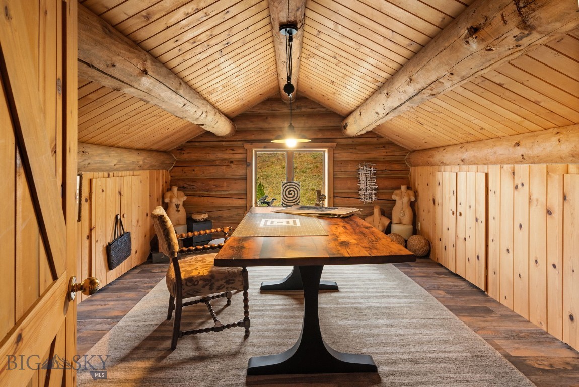 42 E L & M Ranch